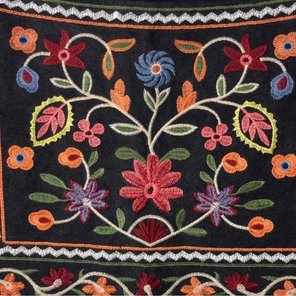 Ally Colorful Embroidered Floral Black Mini Skirt Size 8